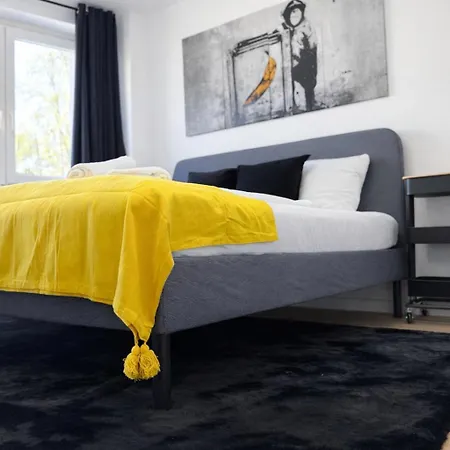 Appartement Black & Yellow *